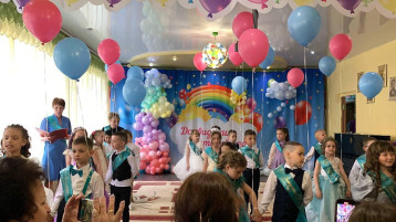 «Сегодня мы – выпускники, прощай, наш детский сад!» «Сегодня мы – выпускники, прощай, наш детский сад!».